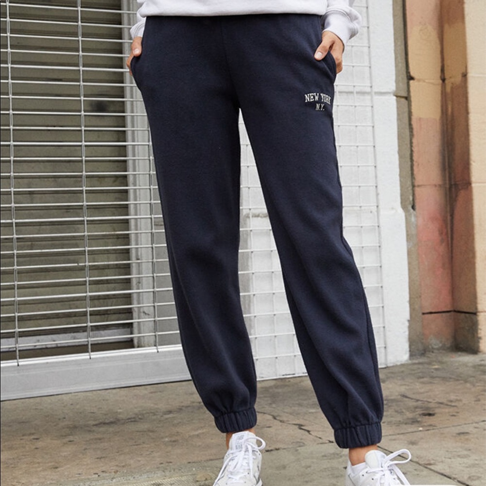 NEVER WORN BEFORE BRANDY MELVILLE SWEATPANTS!!!